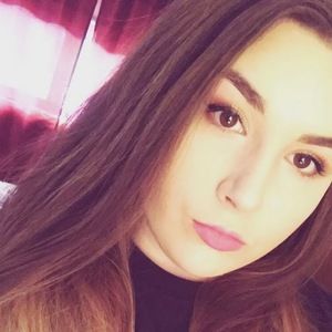 Meet your Posher, Cayli